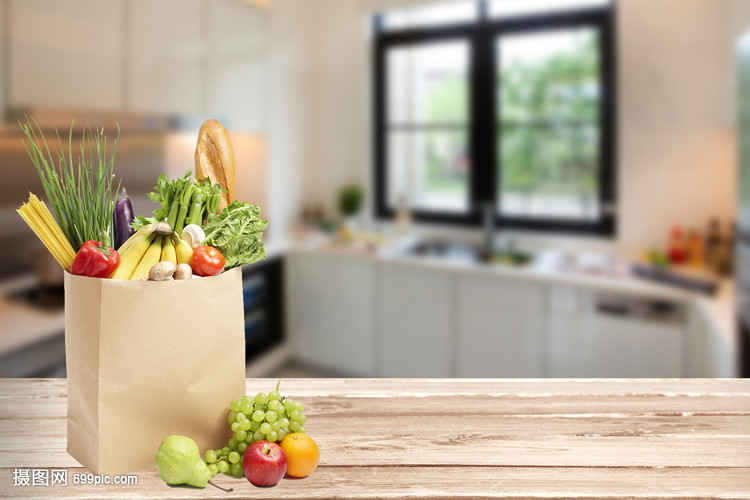 厨房背景下的衣物选择与护理指南